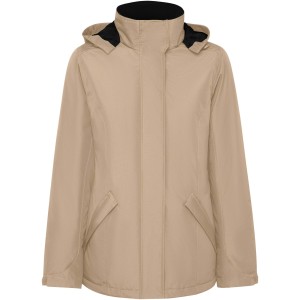 Roly America b�lelt n�i parka, nat�r